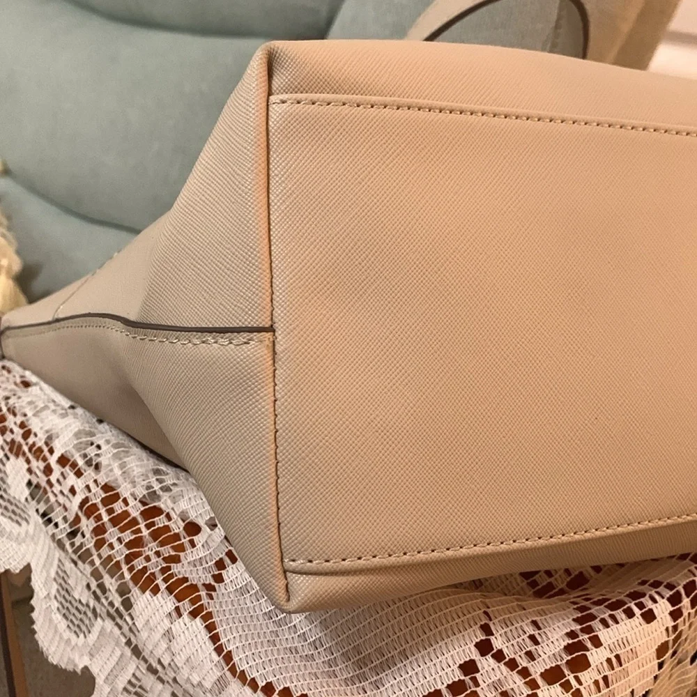 Anne Klein satchel with Crossbody strap